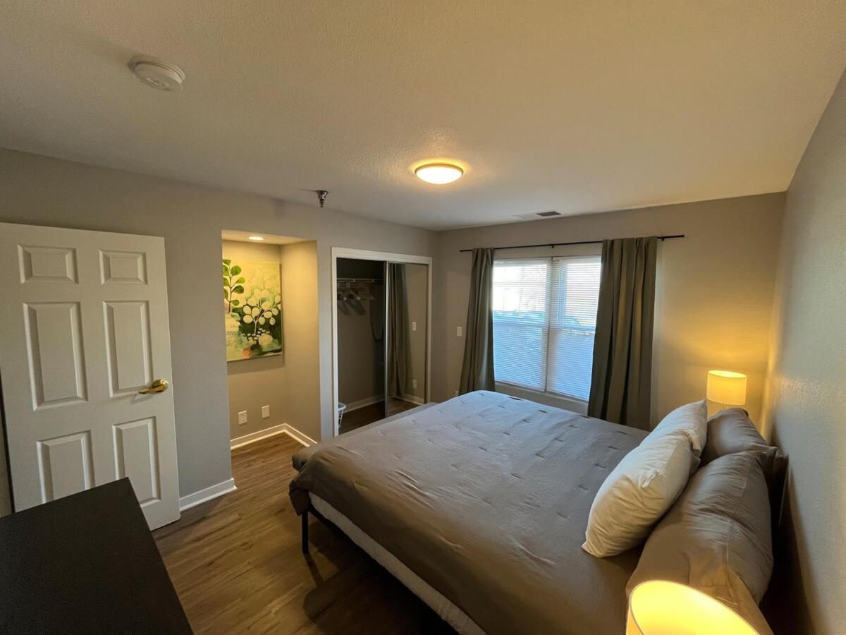 Aksarben 1 Bedroom-Close To I-80 Omaha Buitenkant foto